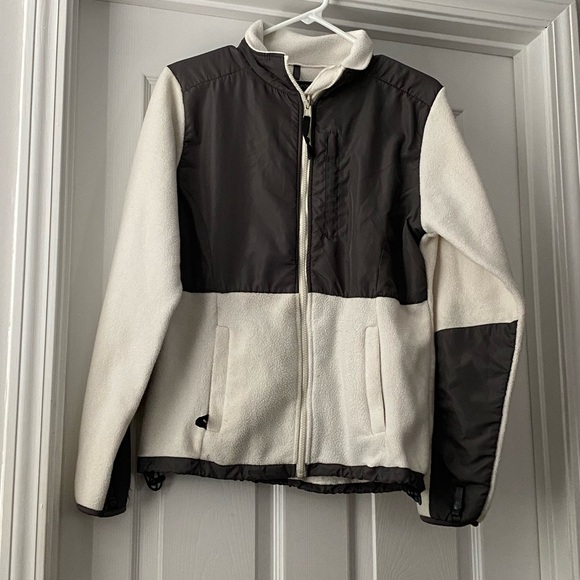 Zena Sport Jackets & Blazers - Two-Tone Cream and Charcoal gray Zip Front Fleece Jacket